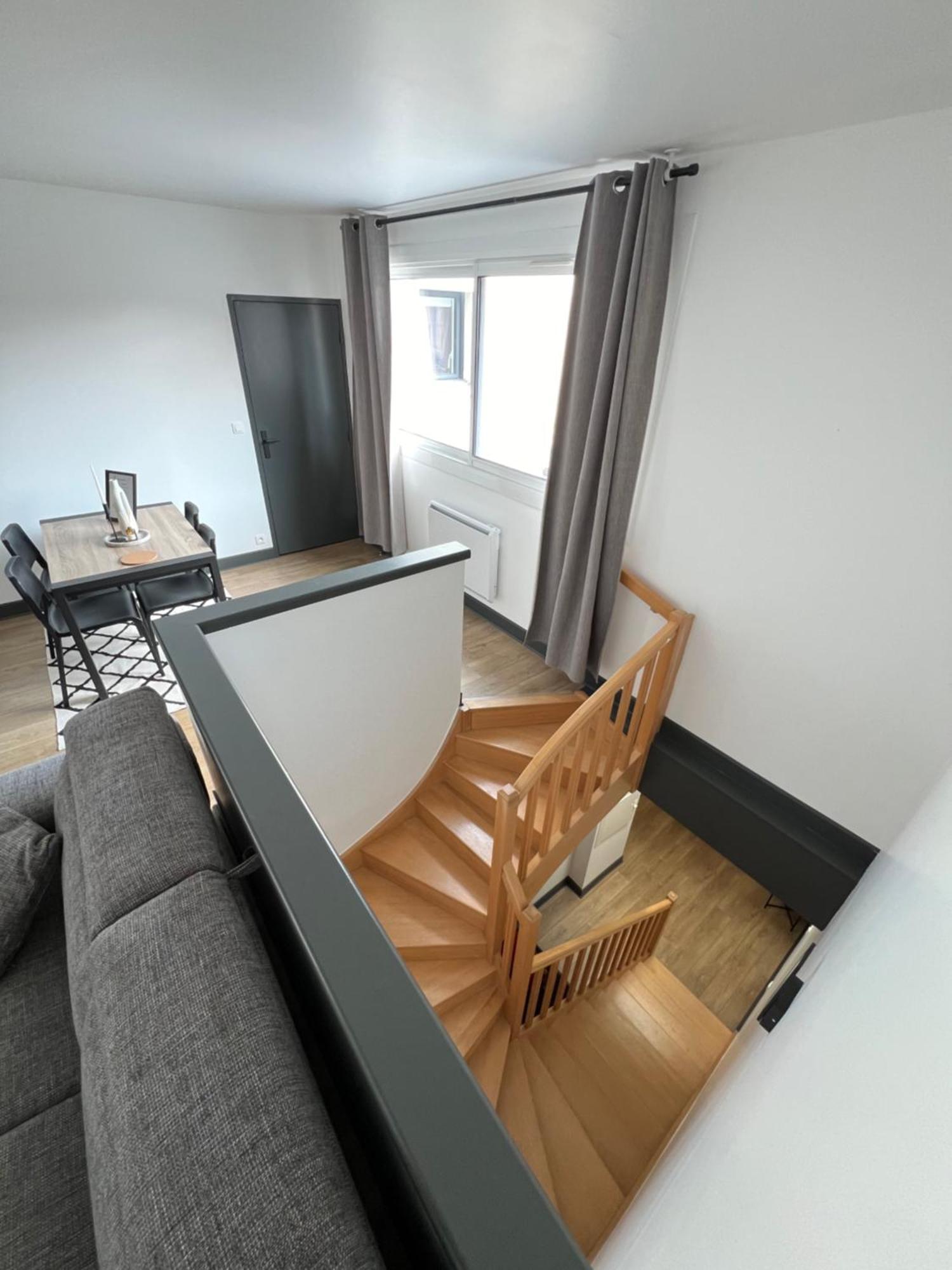Hyper Centre A 80M Du Vieux Marche, T2 Calme Vue Sur Les Toits Rue Du Minage Apartment La Rochelle  Luaran gambar