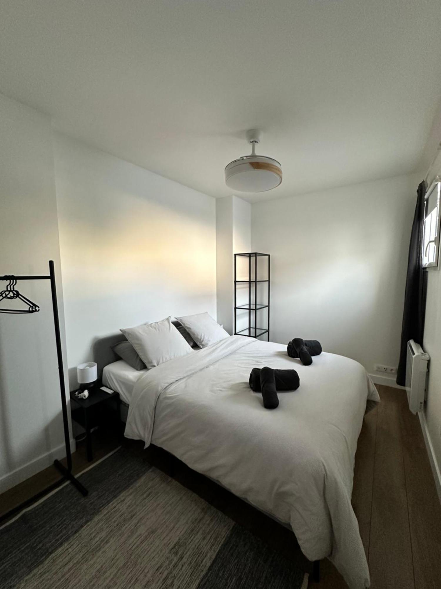 Hyper Centre A 80M Du Vieux Marche, T2 Calme Vue Sur Les Toits Rue Du Minage Apartment La Rochelle  Luaran gambar