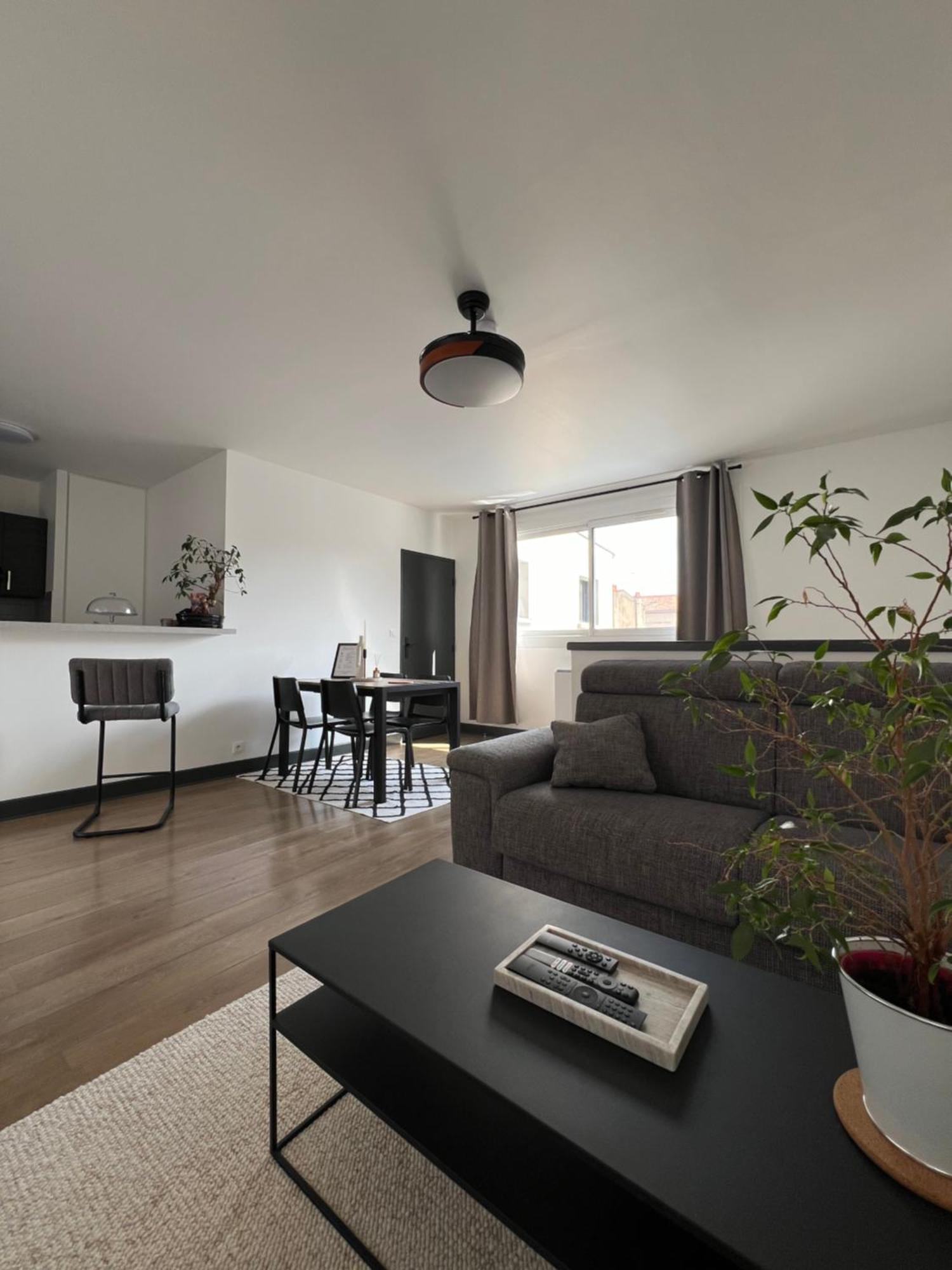 Hyper Centre A 80M Du Vieux Marche, T2 Calme Vue Sur Les Toits Rue Du Minage Apartment La Rochelle  Luaran gambar